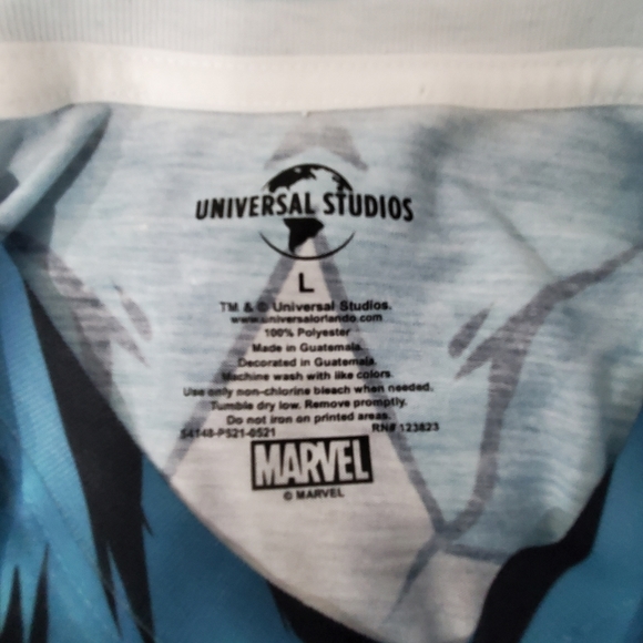 NWT Universal Studios Captain America T-Shirt L👀K Size L 👌 AWESOME - Picture 5 of 11